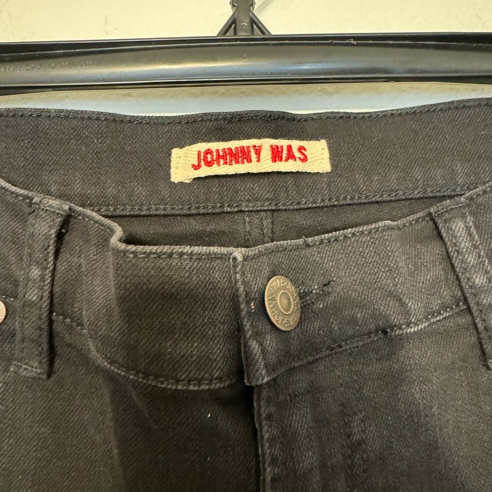 JOHNNY WAS The Cropped Baby Boot Jean Size 31 NWOT - Picture 3 of 10